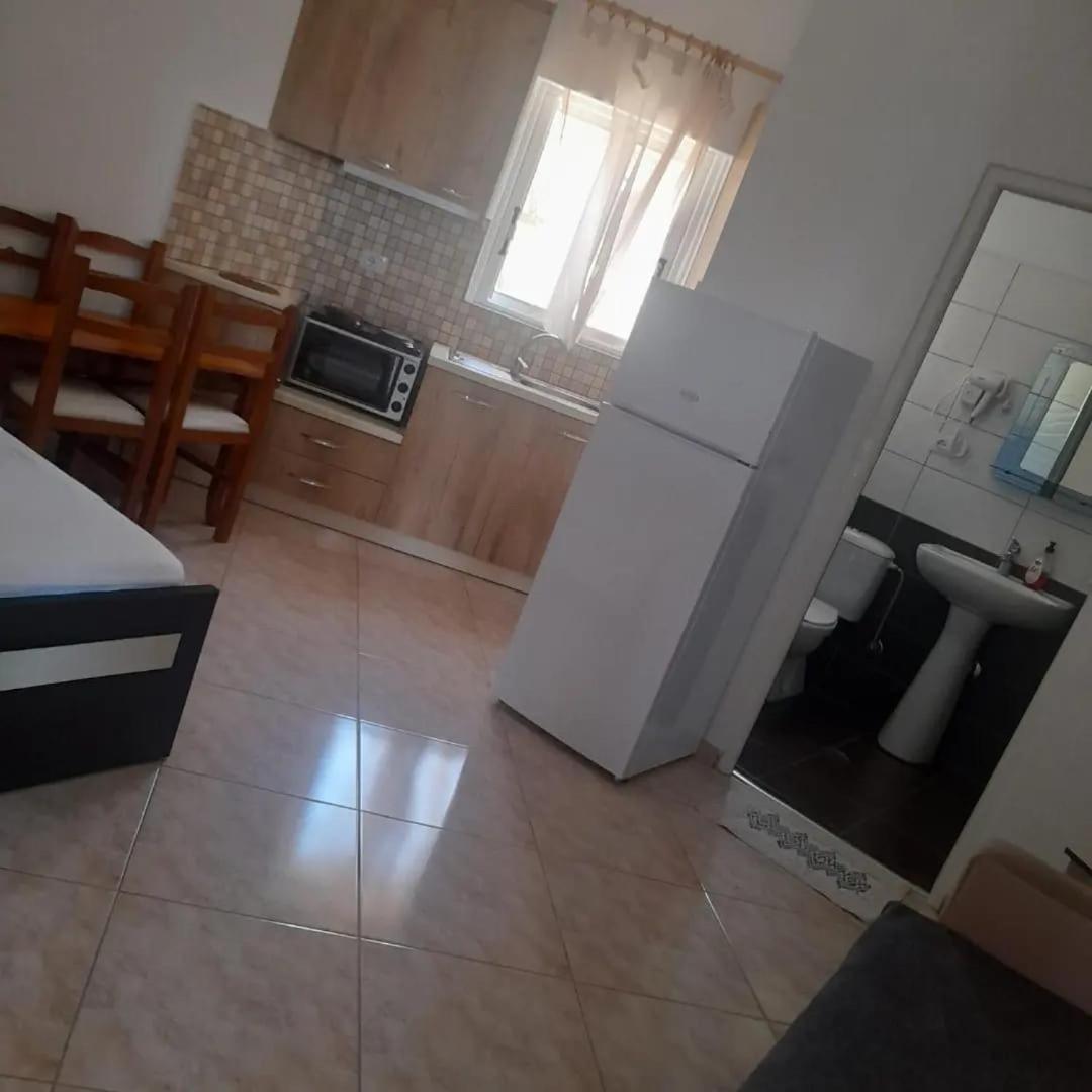Guesthouse Noan&Yliona Ksamil Esterno foto