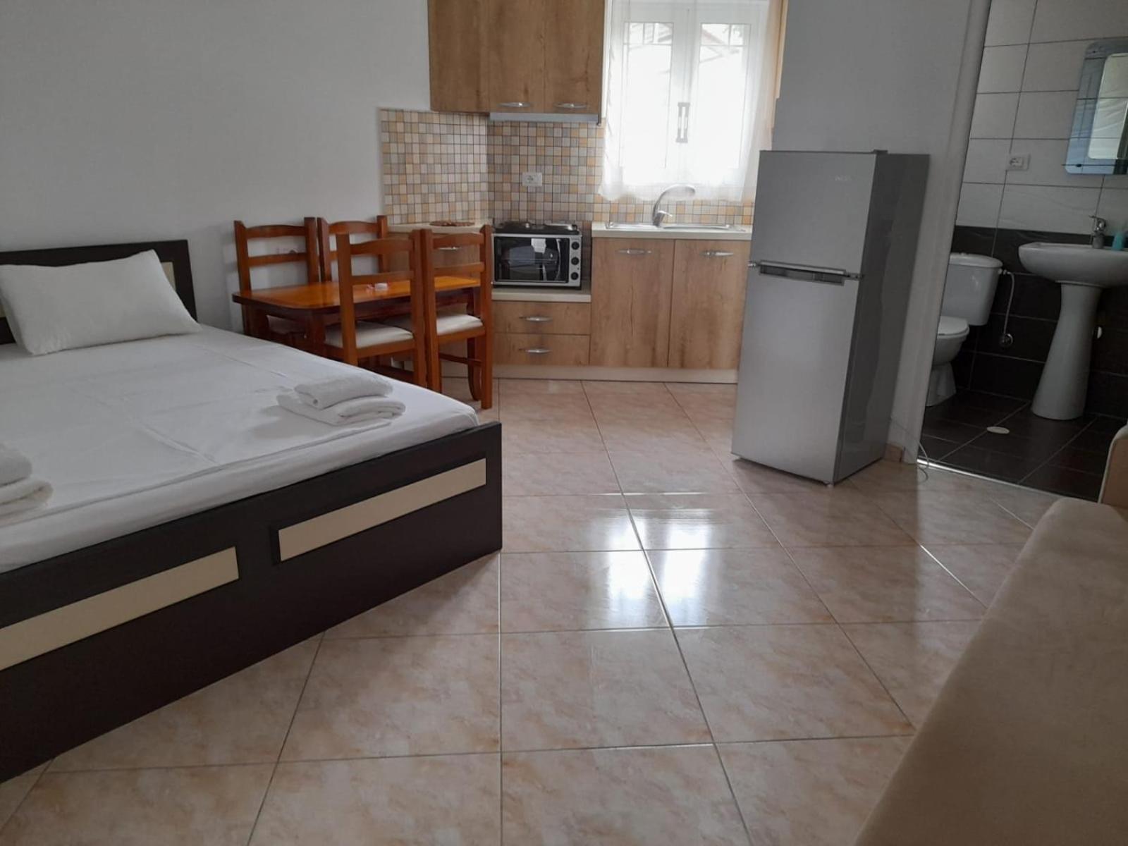 Guesthouse Noan&Yliona Ksamil Esterno foto
